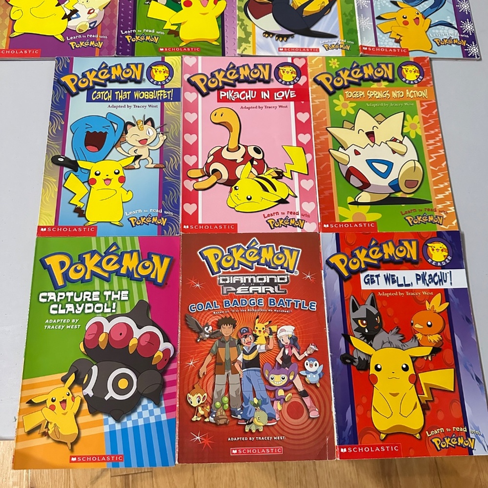 Bundle of 10 Vintage Pokémon books - Picture 4 of 4